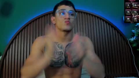 logan_griffin online show from October 29, 2025, 4:04 am