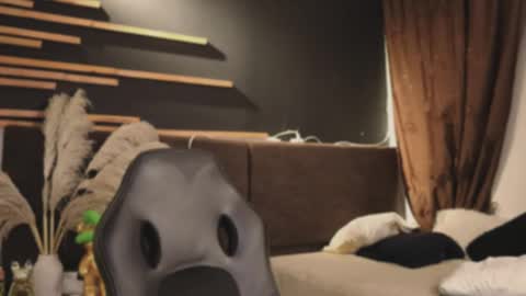 logan_varela online show from February 1, 2025, 2:47 am