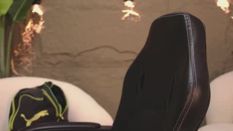 logan_varela online show from March 2, 2025, 12:01 pm