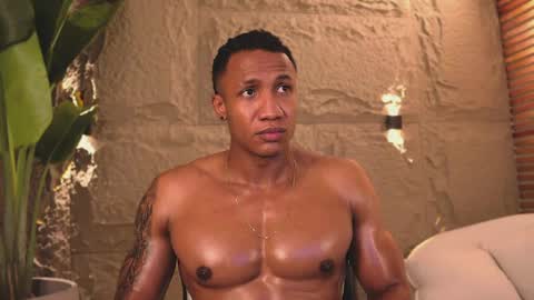 logan_varela online show from March 7, 2025, 4:02 am