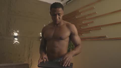 logan_varela online show from September 15, 2025, 10:48 am