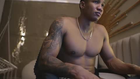 logan_varela online show from April 16, 2026, 5:47 pm