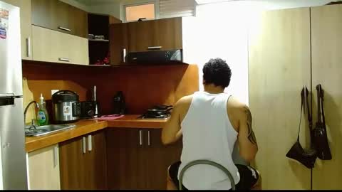 Snapshot of loganandrwz chatting on March 3, 2026, 5:52 pm Loganandrwz online show from March 3, 2026, 5:52 pm