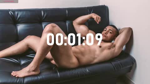 Snapshot of loganmartinx chatting on April 26, 2026, 9:34 pm loganmartinx online show from April 26, 2026, 9:34 pm