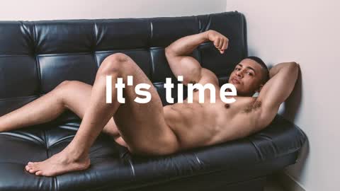 Snapshot of loganmartinx chatting on May 24, 2026, 10:37 pm loganmartinx online show from May 24, 2026, 10:37 pm