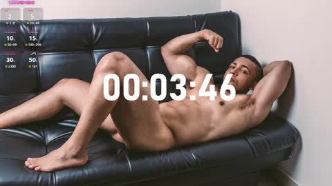 Snapshot of loganmartinx chatting on May 31, 2026, 11:06 pm loganmartinx online show from May 31, 2026, 11:06 pm