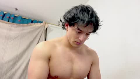 Snapshot of logann_x3 chatting on July 27, 2026, 5:03 am Logan online show from July 27, 2026, 5:03 am