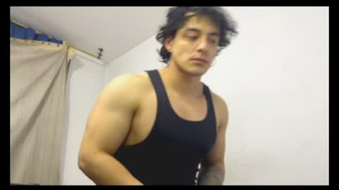 Snapshot of logann_x3 chatting on July 29, 2026, 5:27 am Logan online show from July 29, 2026, 5:27 am