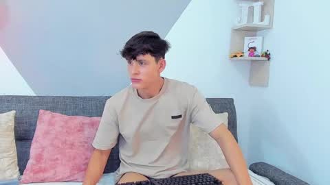 loganoficialx online show from February 20, 2025, 10:37 am