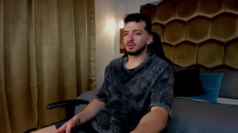 Logan Wolf online show from April 5, 2026, 3:09 pm