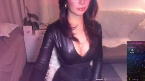 Snapshot of loisewilliams chatting on July 12, 2026, 3:36 pm Mistress L online show from July 12, 2026, 3:36 pm