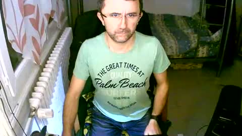 lokoum39 online show from January 5, 2025, 6:13 pm