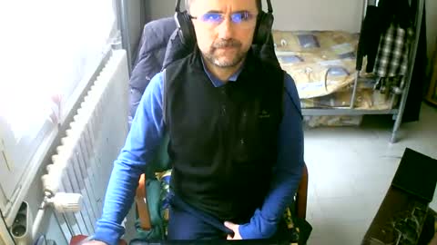 lokoum39 online show from February 12, 2025, 12:12 pm