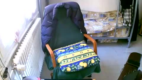 lokoum39 online show from February 16, 2025, 12:21 pm