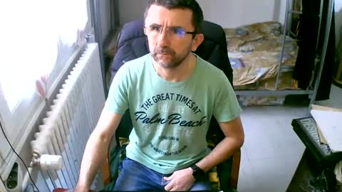 lokoum39 online show from February 26, 2025, 10:15 am