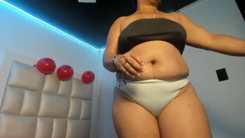 lola_js online show from May 31, 2026, 1:07 pm