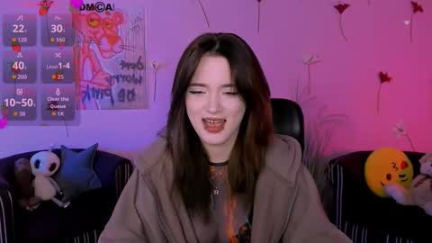 lola_moans online show from March 25, 2026, 9:10 pm