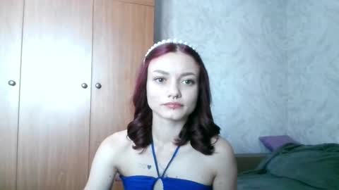 Snapshot of lola_sweetglow chatting on July 7, 2026, 8:07 am lola_sweetglow online show from July 7, 2026, 8:07 am