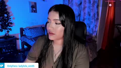 lolaasmith_21 online show from December 25, 2024, 10:16 pm