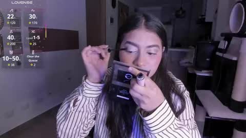 lolaasmith_21 online show from November 25, 2025, 11:21 am