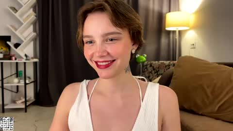 Snapshot of lolaatatee chatting on July 2, 2026, 6:58 pm lolaatatee online show from July 2, 2026, 6:58 pm