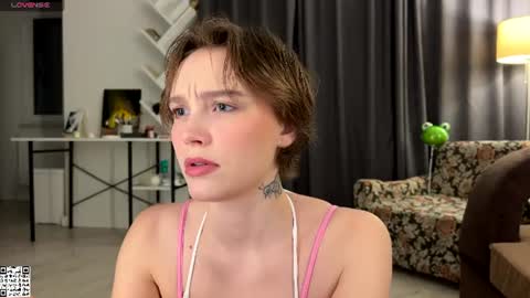 Snapshot of lolaatatee chatting on July 4, 2026, 8:04 pm lolaatatee online show from July 4, 2026, 8:04 pm