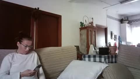 Snapshot of lolahueso chatting on February 28, 2025, 9:36 am LOLA HUESO y ERIC online show from February 28, 2025, 9:36 am