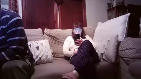 Snapshot of lolahueso chatting on March 8, 2025, 7:53 pm LOLA HUESO y ERIC online show from March 8, 2025, 7:53 pm