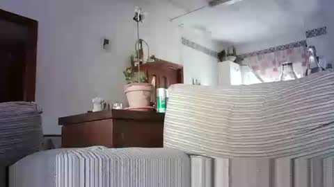 Snapshot of lolahueso chatting on September 16, 2025, 8:37 am LOLA HUESO y ERIC online show from September 16, 2025, 8:37 am