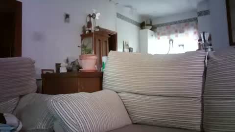 Snapshot of lolahueso chatting on October 13, 2025, 8:25 am LOLA HUESO y ERIC online show from October 13, 2025, 8:25 am