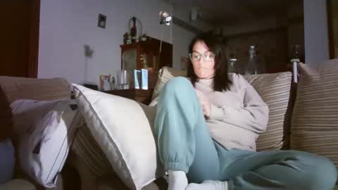 Snapshot of lolahueso chatting on January 5, 2026, 5:27 pm LOLA HUESO y ERIC online show from January 5, 2026, 5:27 pm