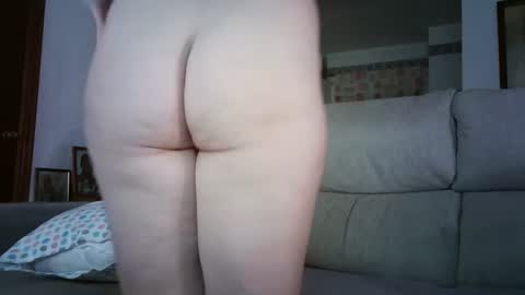 LOLA HUESO y ERIC online show from April 12, 2026, 1:49 pm