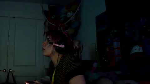 Lola Lixx online show from February 7, 2025, 5:41 am