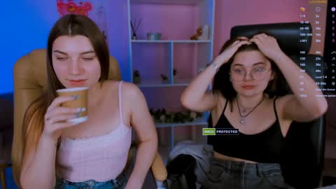 Lola pvt is OPEN online show from February 5, 2025, 3:52 pm