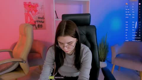 Lola pvt is OPEN online show from February 8, 2025, 4:04 pm