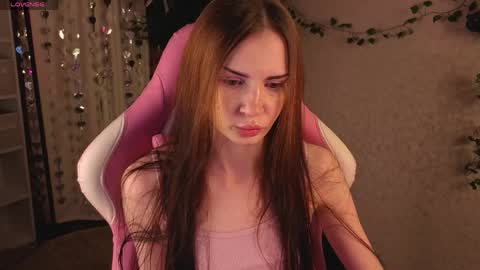 Lola online show from March 29, 2026, 5:02 pm