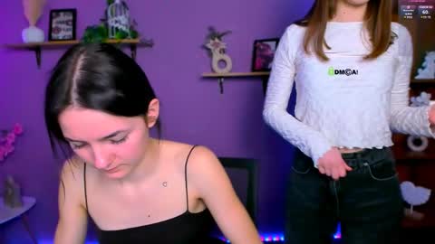 Snapshot of lole_ti chatting on April 18, 2026, 7:58 pm lole ti online show from April 18, 2026, 7:58 pm