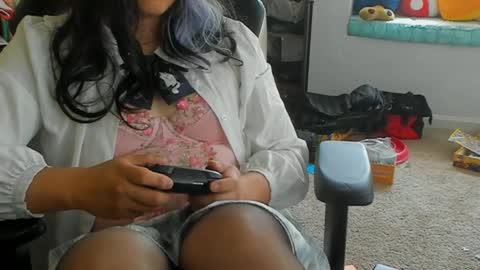 lolipop3709 online show from April 22, 2026, 5:25 pm