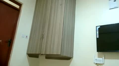 zuri online show from February 21, 2025, 2:59 pm