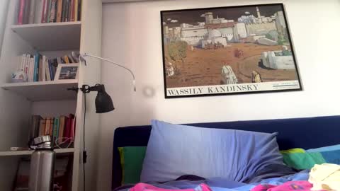 lollopup online show from April 15, 2026, 2:57 pm