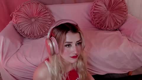 Snapshot of lolly_js_ chatting on October 1, 2025, 4:29 am Lolly online show from October 1, 2025, 4:29 am