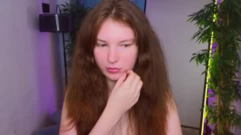 Mona online show from September 19, 2025, 2:29 pm