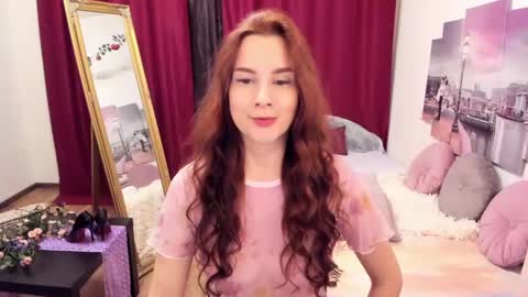 LoloMercier online show from March 6, 2025, 9:53 pm