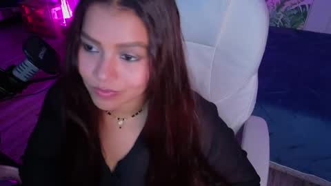 Snapshot of loly_marce chatting on May 11, 2026, 8:06 pm loly_marce online show from May 11, 2026, 8:06 pm