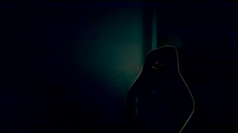 london_man1988 online show from December 11, 2024, 4:42 pm