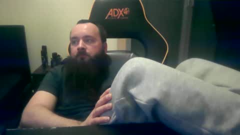 london_man1988 online show from February 9, 2025, 6:16 pm