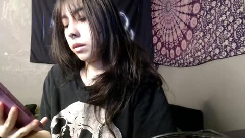londonray online show from June 4, 2026, 9:54 pm