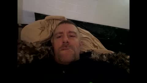 Snapshot of londonsbigbenxxx chatting on December 18, 2025, 9:37 am londonsbigbenxxx online show from December 18, 2025, 9:37 am