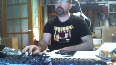 longandcut99 online show from September 20, 2025, 4:08 pm