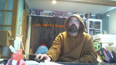 Snapshot of longandcut99 chatting on February 3, 2026, 7:19 pm longandcut99 online show from February 3, 2026, 7:19 pm